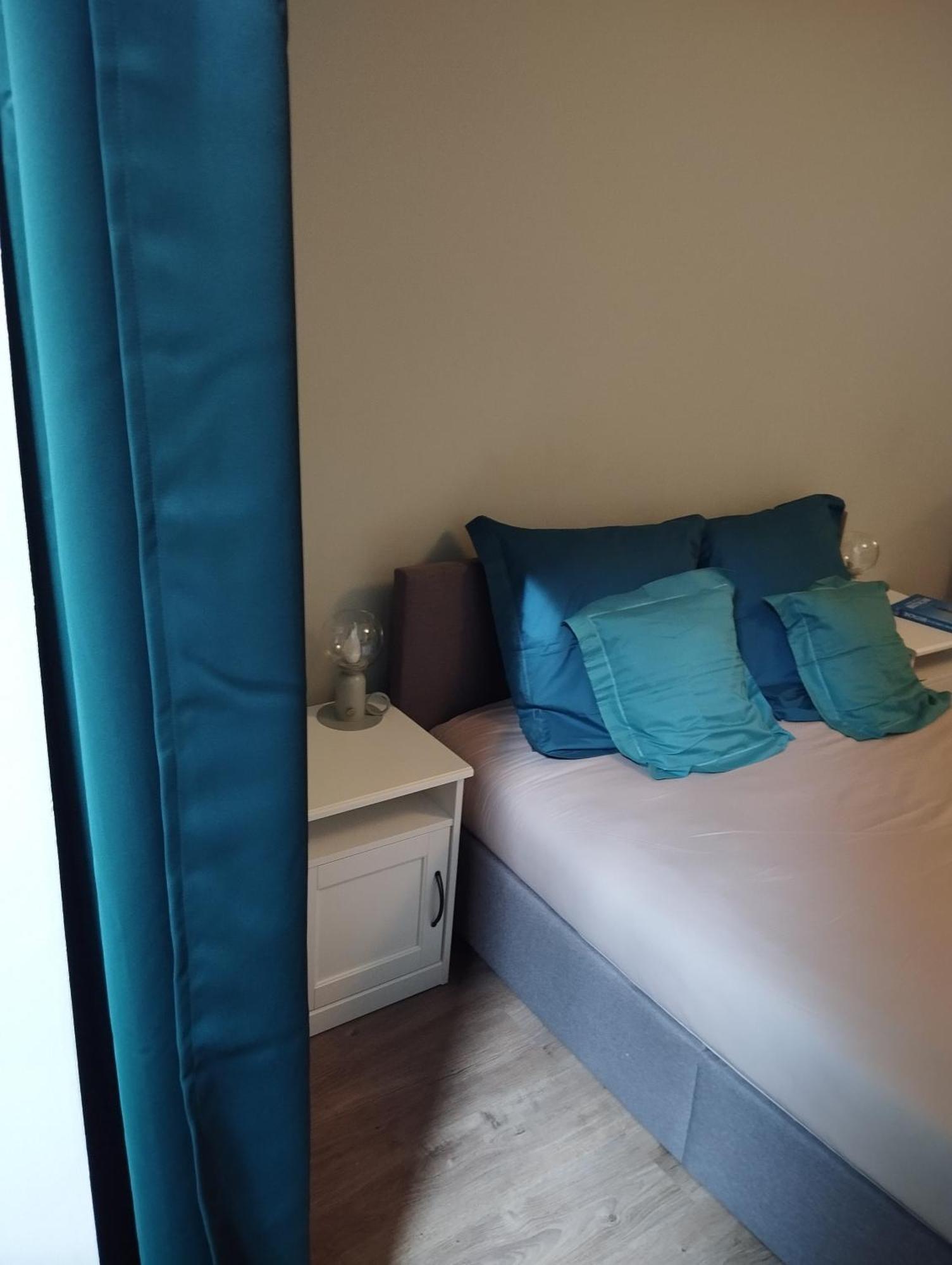 Sur Cour, Centre-ville Appartement